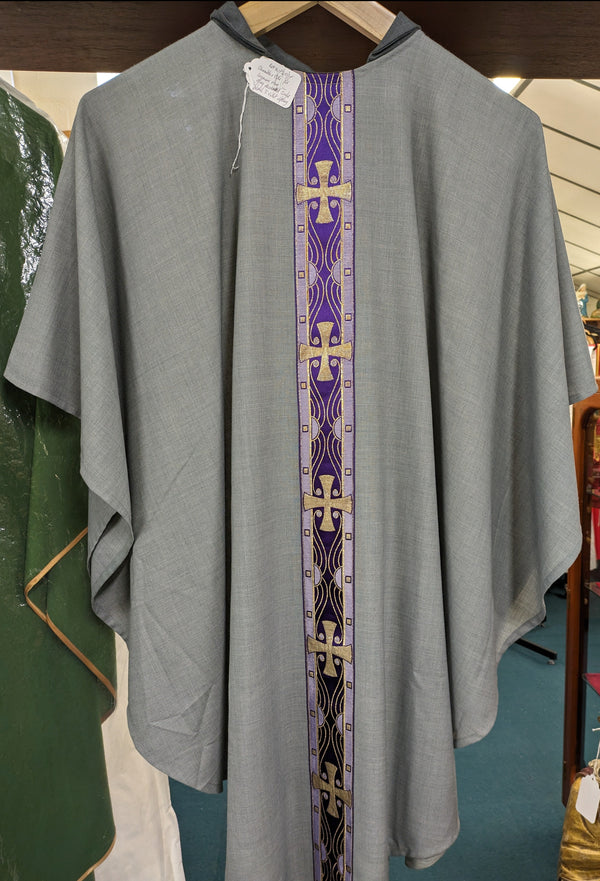 CHASUBLE AND STOLE (XUPI10/1F)